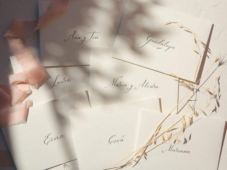 sobres de boda caligrafiados a mano